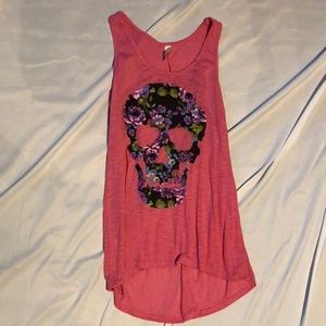 Long pink tank top with skull